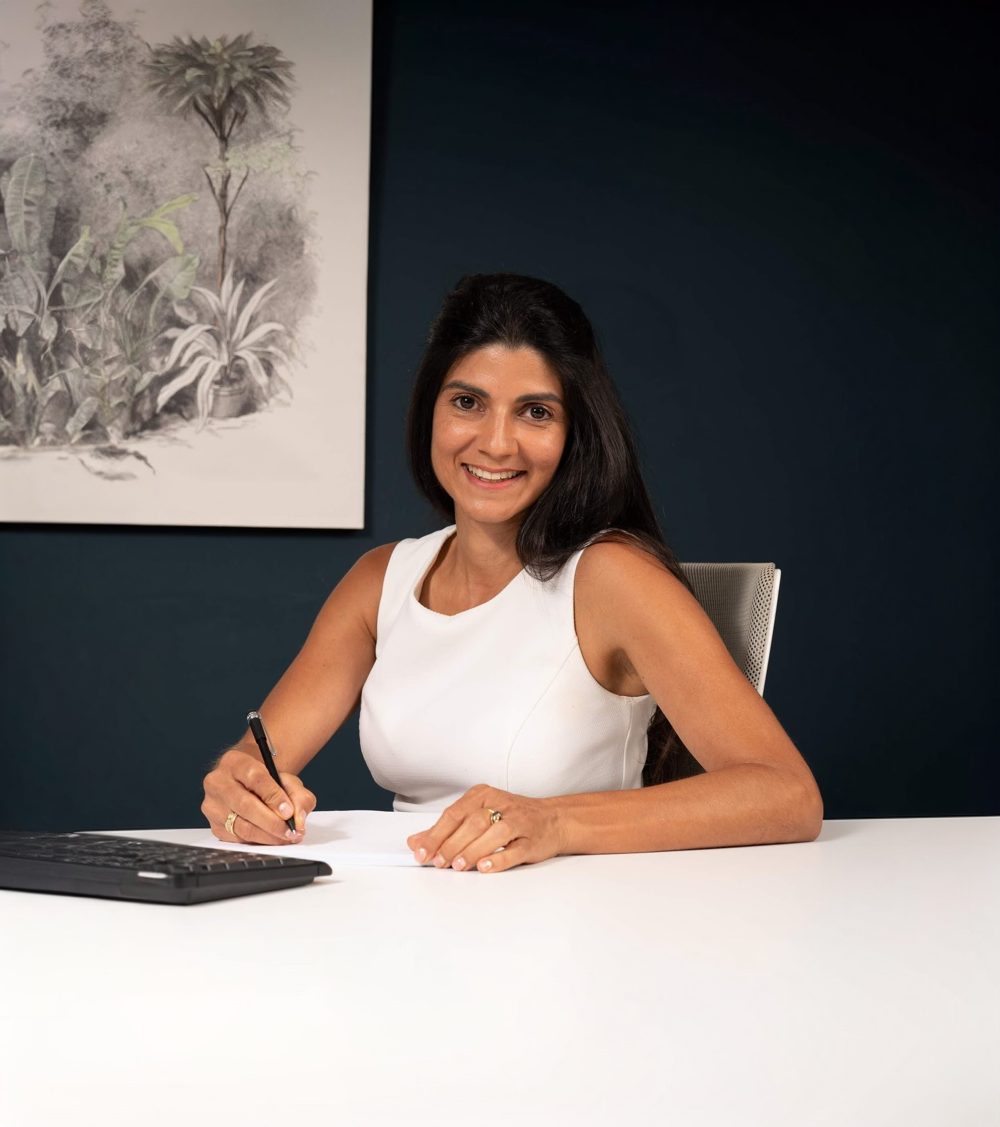 Jihane Assenjee, agent immobilier à Saint-Pierre